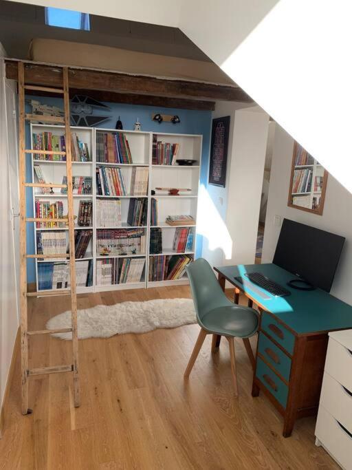 Appartement A Proximite De La Gare Rer A *